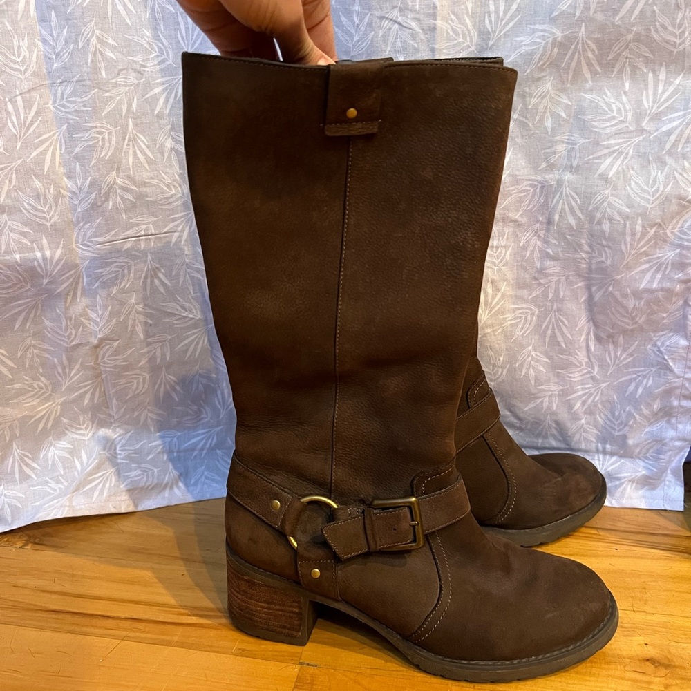 Clark’s Brown Faux Suede Leather Calf Boots With Buckles Women’s 6.5 (Heavy)